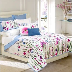 Floral Bedding Set with Blue Accents